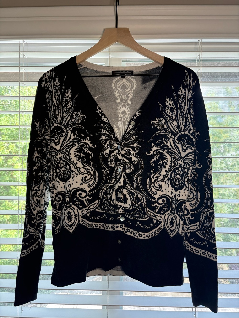 Pierri New York Black and White Paisley V-Neck Cardigan